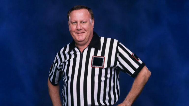 141163-earl-hebner1.jpg