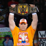 John-Cena-como-Campeon-Indisputable-WWE-en-WWE-Saturday-Nights-Main-Event-24-de-mayo-de-2025-WWE.jpg